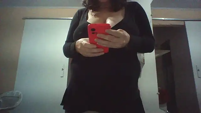 Vanessinhadappkrosa online show from June 26, 2026, 3:40 pm