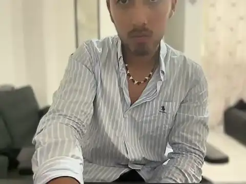 Snapshot of millan_32 chatting on September 24, 2025, 11:32 pm millan 32 online show from September 24, 2025, 11:32 pm