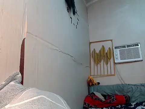 Snapshot of ladyhotcuming chatting on February 26, 2026, 4:07 pm ladyhotcuming online show from February 26, 2026, 4:07 pm