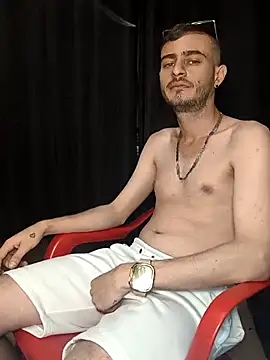 Snapshot of bigcockwhite777 chatting on February 1, 2026, 1:37 am bigcockwhite777 online show from February 1, 2026, 1:37 am