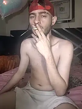 Snapshot of bigcockwhite777 chatting on February 17, 2026, 7:33 pm bigcockwhite777 online show from February 17, 2026, 7:33 pm