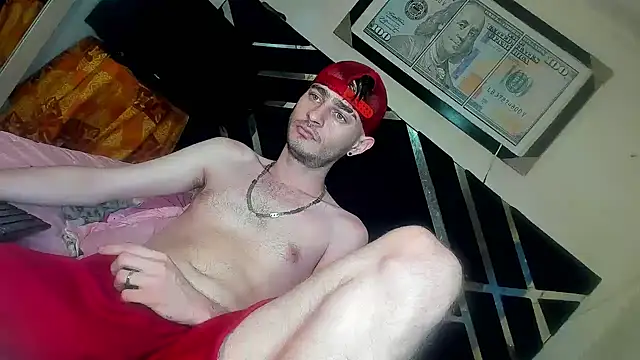 Snapshot of bigcockwhite777 chatting on February 25, 2026, 12:11 am bigcockwhite777 online show from February 25, 2026, 12:11 am