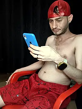 Snapshot of bigcockwhite777 chatting on January 8, 2026, 1:06 pm bigcockwhite777 online show from January 8, 2026, 1:06 pm