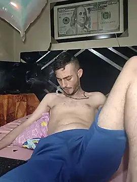 Snapshot of bigcockwhite777 chatting on February 20, 2026, 10:06 am bigcockwhite777 online show from February 20, 2026, 10:06 am