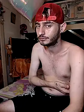 Snapshot of bigcockwhite777 chatting on February 7, 2026, 12:24 pm bigcockwhite777 online show from February 7, 2026, 12:24 pm