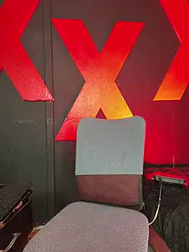 abrilbigcock online show from April 9, 2026, 1:07 am