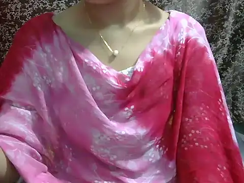 Snapshot of lovely_soniya chatting on June 26, 2026, 7:47 am lovely soniya online show from June 26, 2026, 7:47 am