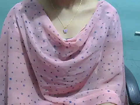 lovely soniya online show from November 10, 2025, 6:40 am