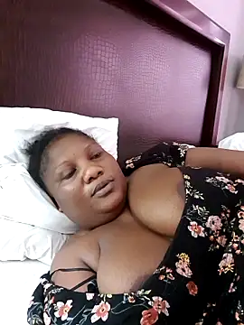 Snapshot of lakkerboobs chatting on October 12, 2025, 8:37 am lakkerboobs online show from October 12, 2025, 8:37 am