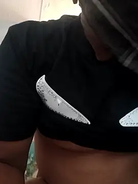 serial fucker69 online show from April 12, 2026, 12:08 pm