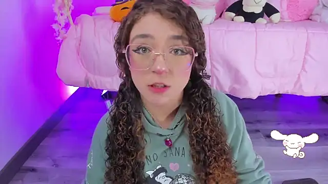 Snapshot of hannacutegod chatting on October 3, 2025, 6:15 am hannacutegod online show from October 3, 2025, 6:15 am