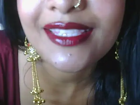Snapshot of hotee_bhabi chatting on May 18, 2026, 11:48 am hotee bhabi online show from May 18, 2026, 11:48 am