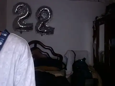 Snapshot of Valentina_bss chatting on December 4, 2025, 1:32 pm Valentina bss online show from December 4, 2025, 1:32 pm