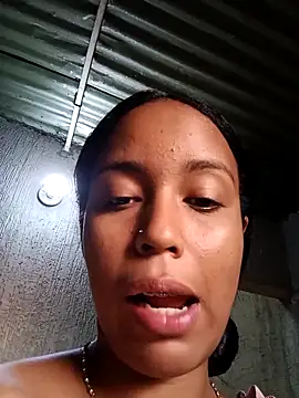 Fernanda30 online show from November 6, 2025, 11:58 am