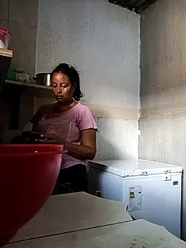 Fernanda30 online show from October 31, 2025, 4:58 pm