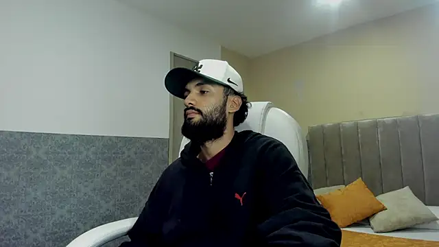 Snapshot of Ryan_Jackson_ chatting on September 20, 2025, 1:10 am Ryan Jackson  online show from September 20, 2025, 1:10 am