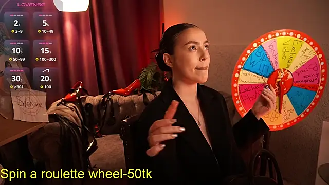 Snapshot of EmiliyaRoude chatting on September 10, 2025, 1:21 pm EmiliyaRoude online show from September 10, 2025, 1:21 pm