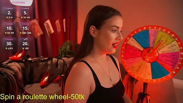 Snapshot of EmiliyaRoude chatting on September 14, 2025, 12:38 pm EmiliyaRoude online show from September 14, 2025, 12:38 pm