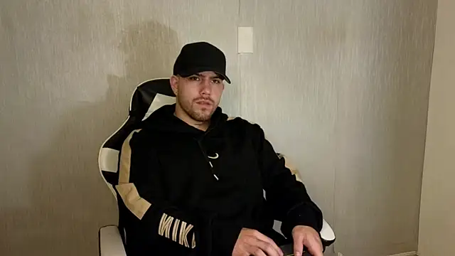 Ades Lowe online show from October 10, 2025, 11:44 am