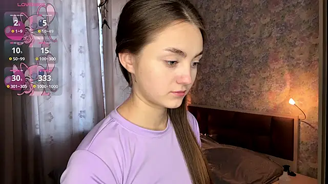 LoraDavi online show from February 18, 2026, 8:44 am