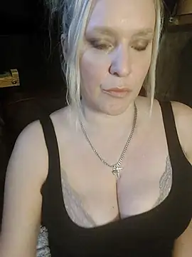Snapshot of Bouncy-Bella28X chatting on October 13, 2025, 11:34 am Bouncy-Bella28X online show from October 13, 2025, 11:34 am