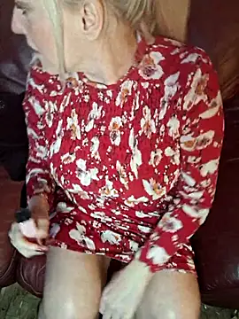 Snapshot of Bouncy-Bella28X chatting on February 24, 2026, 2:07 pm Bouncy-Bella28X online show from February 24, 2026, 2:07 pm