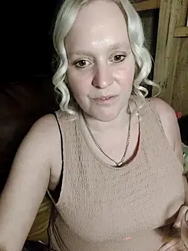 Snapshot of Bouncy-Bella28X chatting on September 13, 2025, 9:48 pm Bouncy-Bella28X online show from September 13, 2025, 9:48 pm