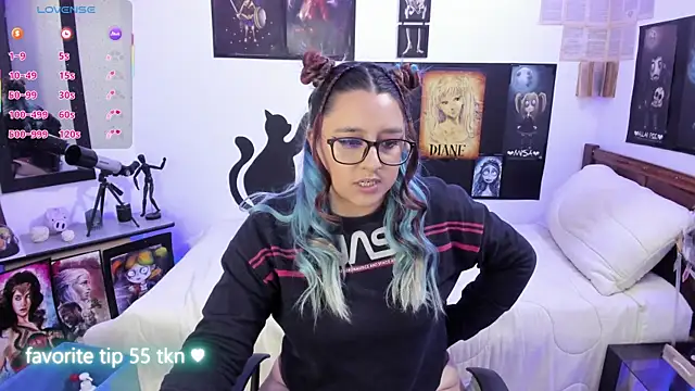 Snapshot of Cherry_blush_ chatting on November 19, 2025, 7:47 pm Cherry blush online show from November 19, 2025, 7:47 pm