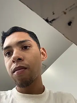 Oqui online show from April 13, 2026, 7:18 pm