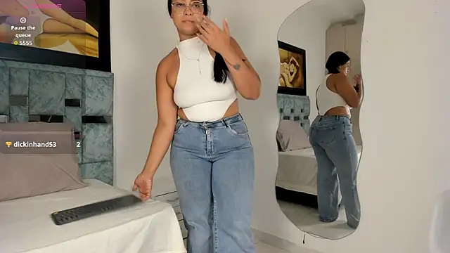 tamara lovv online show from October 10, 2025, 12:17 pm