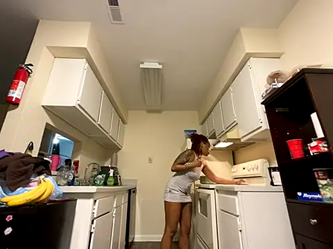 celestemarie 80 online show from September 12, 2025, 4:45 am