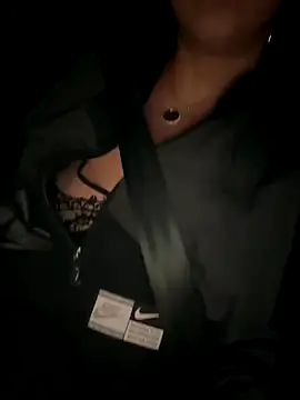 dc353 online show from December 14, 2025, 4:29 am