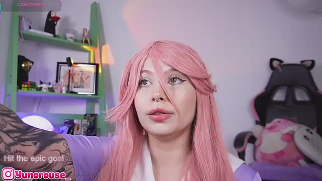 YunoRose  online show from October 26, 2025, 1:39 am