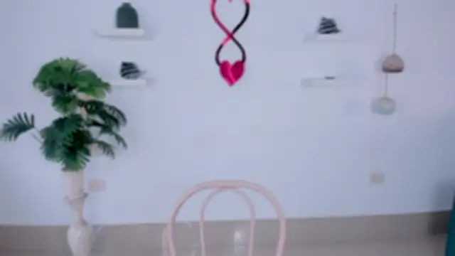 Snapshot of emily_yeon chatting on February 23, 2026, 6:52 pm emily yeon online show from February 23, 2026, 6:52 pm