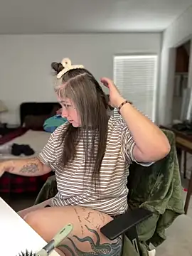 Alix Valentine online show from April 12, 2026, 3:15 pm