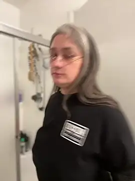 Alix Valentine online show from April 18, 2026, 12:57 am