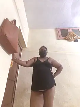 Snapshot of Villageanuty chatting on October 4, 2025, 7:04 pm Villageanuty online show from October 4, 2025, 7:04 pm