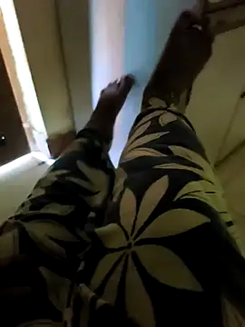 Snapshot of Villageanuty chatting on November 29, 2025, 6:13 am Villageanuty online show from November 29, 2025, 6:13 am