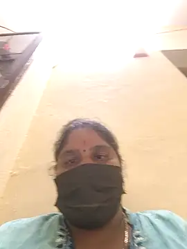 Snapshot of Villageanuty chatting on September 9, 2025, 9:19 am Villageanuty online show from September 9, 2025, 9:19 am