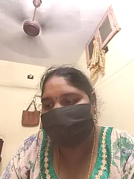 Snapshot of Villageanuty chatting on November 24, 2025, 12:27 pm Villageanuty online show from November 24, 2025, 12:27 pm