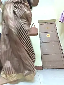 Snapshot of Villageanuty chatting on November 6, 2025, 12:53 pm Villageanuty online show from November 6, 2025, 12:53 pm