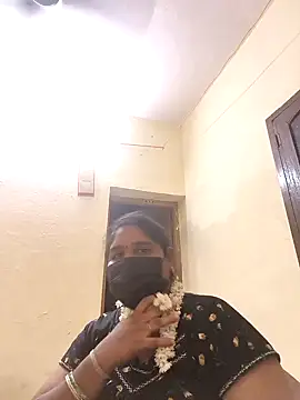 Snapshot of Villageanuty chatting on September 13, 2025, 6:08 pm Villageanuty online show from September 13, 2025, 6:08 pm