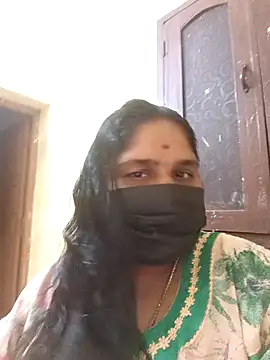 Snapshot of Villageanuty chatting on October 5, 2025, 8:27 am Villageanuty online show from October 5, 2025, 8:27 am