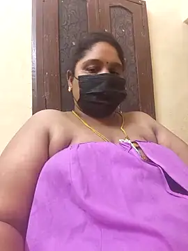 Snapshot of Villageanuty chatting on November 1, 2025, 5:18 pm Villageanuty online show from November 1, 2025, 5:18 pm