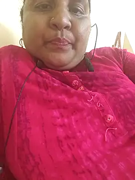 Snapshot of Villageanuty chatting on September 15, 2025, 10:26 am Villageanuty online show from September 15, 2025, 10:26 am