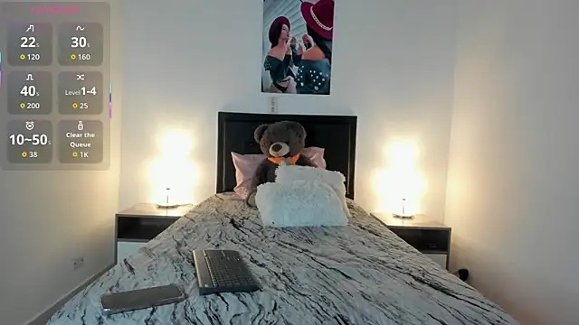  alana grey  online show from February 3, 2026, 12:43 pm