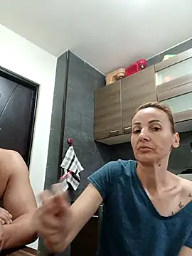 Aly-john1985 online show from September 17, 2025, 7:10 am