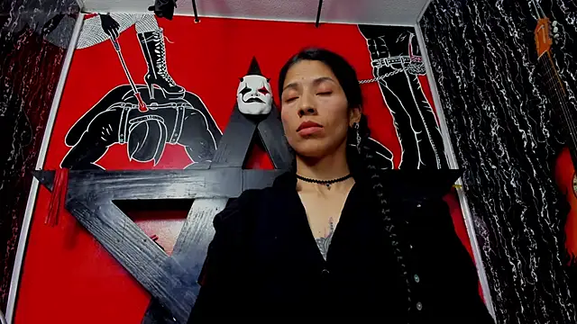 Snapshot of damian_and_tiana chatting on March 4, 2026, 4:31 am damian and tiana online show from March 4, 2026, 4:31 am