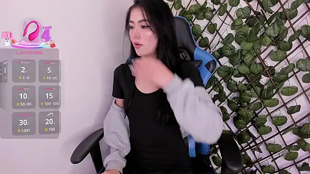 Anya Belth online show from October 13, 2025, 6:53 pm