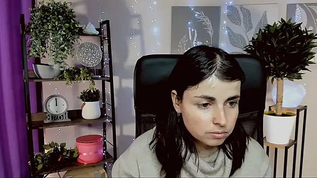 Snapshot of MartaEdams chatting on February 26, 2026, 6:35 am MartaEdams online show from February 26, 2026, 6:35 am